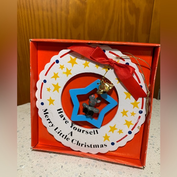 Christmas is Love - wood wreath hanging ornament - Picture 1 of 3